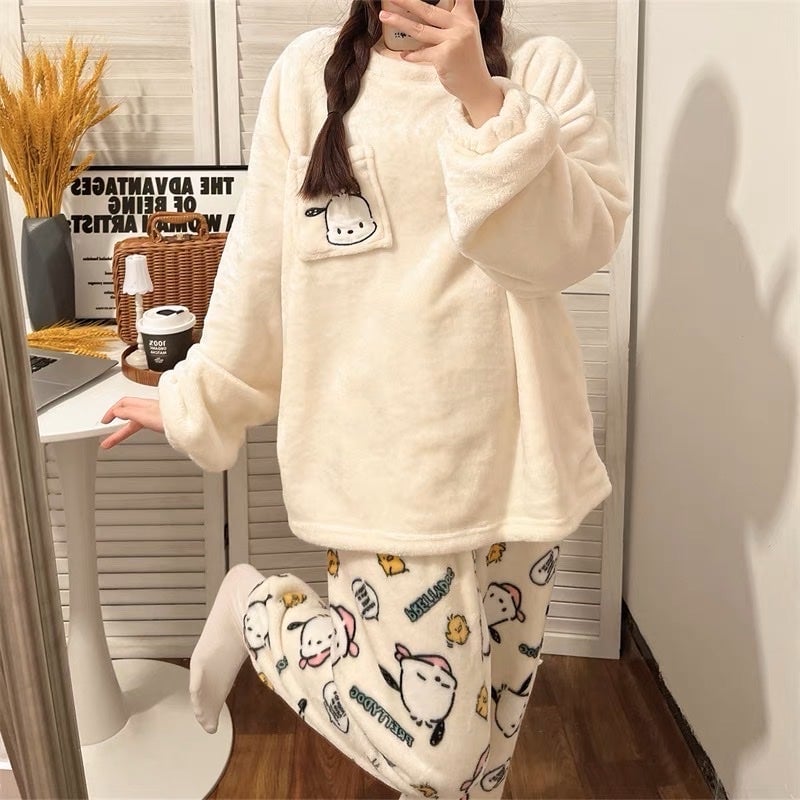Sanrio Pochacco furry pajama set