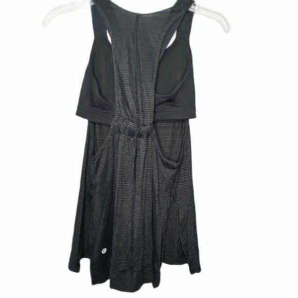 lululemon top with built in bra size 6
