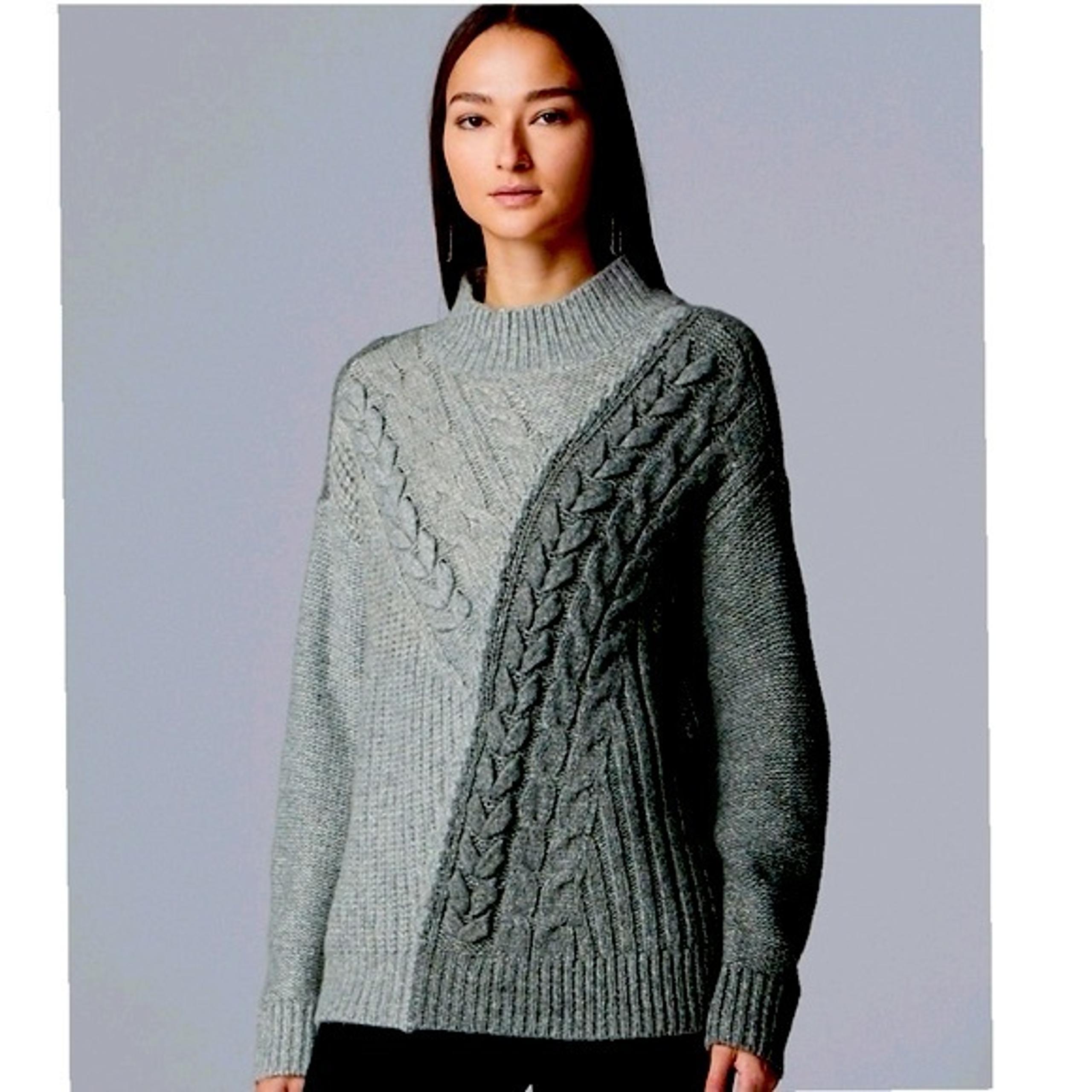 Vera Wang Chunky Cable Knit Slouchy Sweater Gray Mock Turtleneck Petite Small