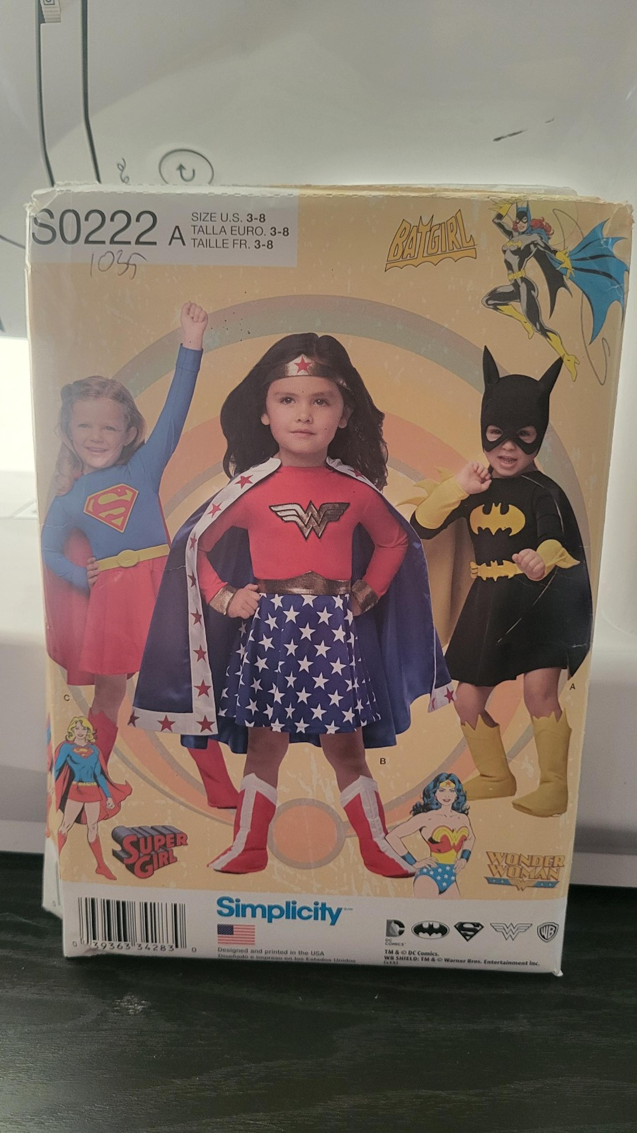 Simplicity 1035 DC Comics Batgirl Supergirl Wonder woman childs Costume pattern