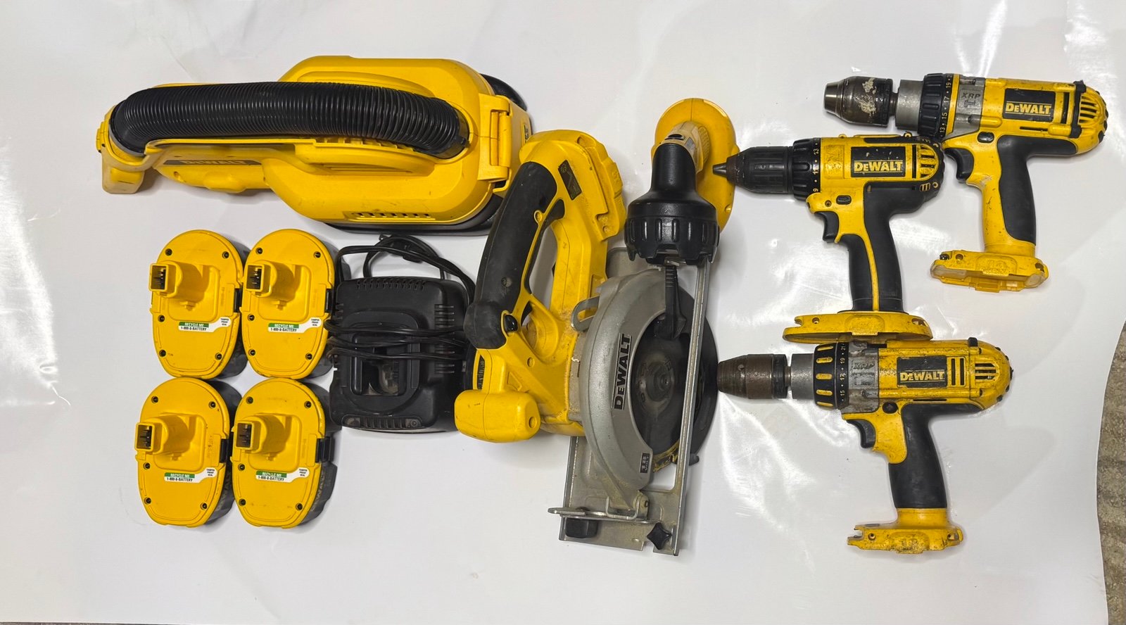 Dewalt 18 volt lot USED