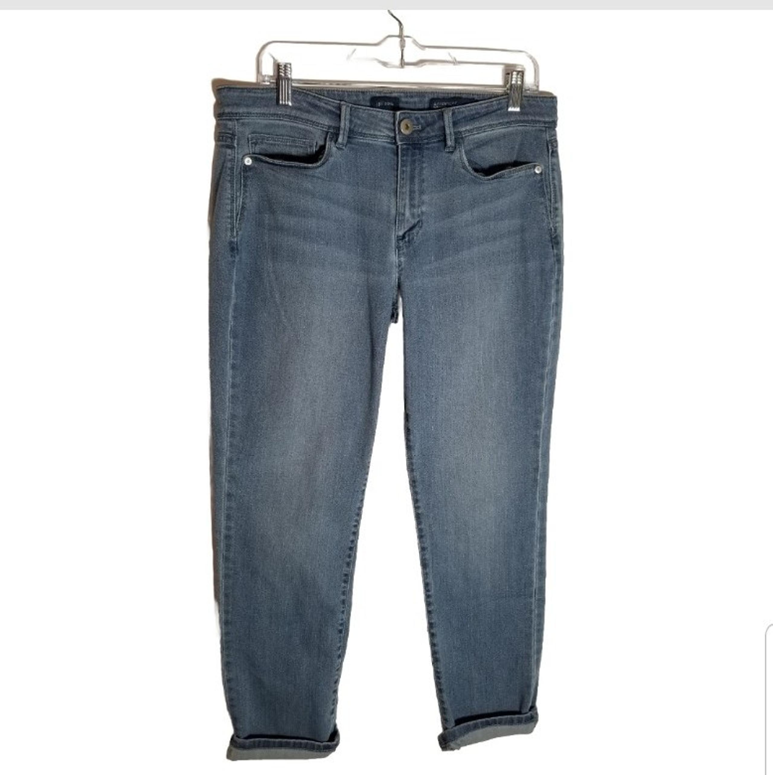 J. Jill Jeans Women's 10 Authentic Fit Slim Ankle Light Blue Denim Mid Rise