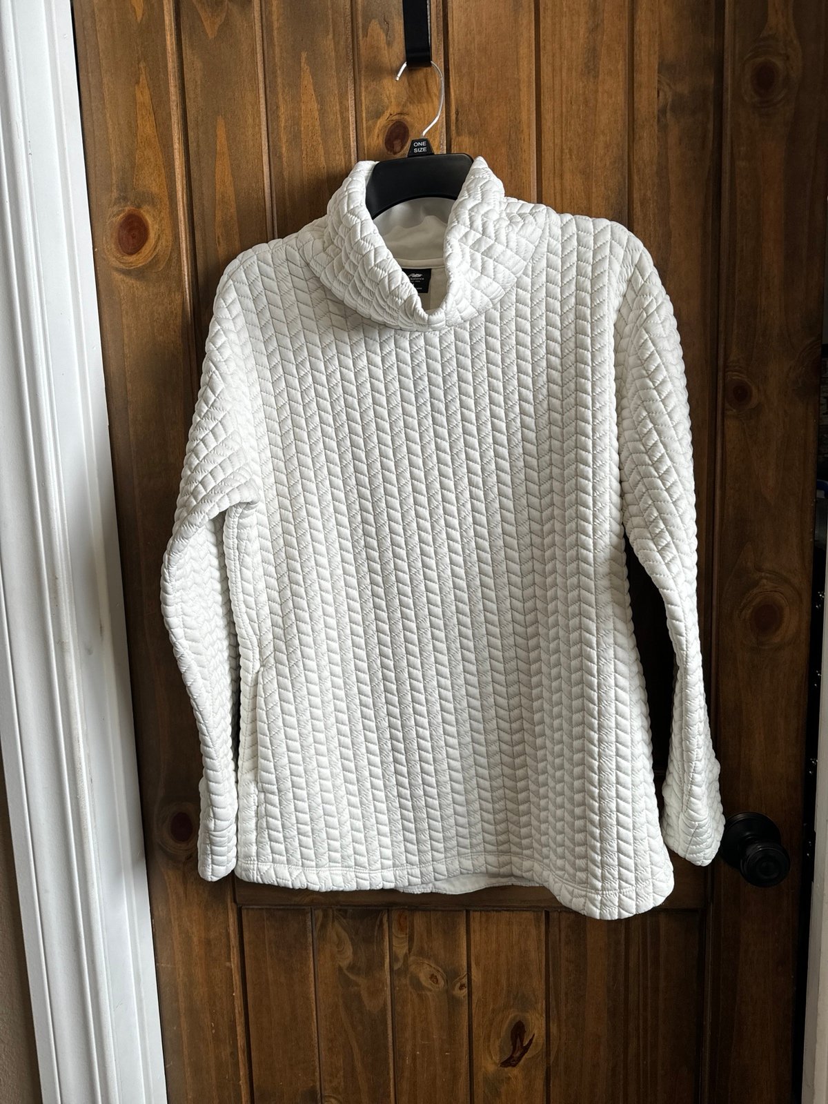 New balance pullover