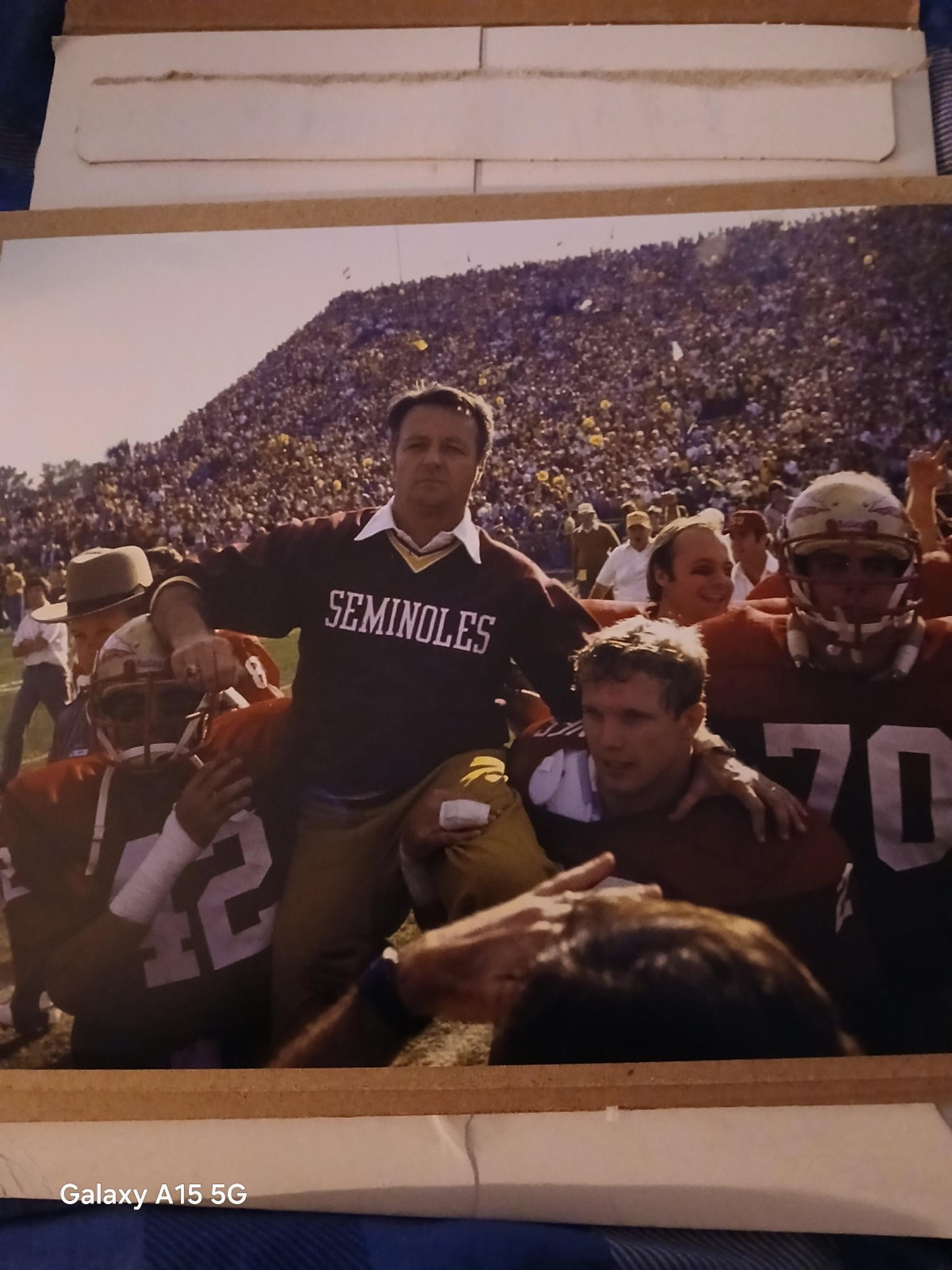 8×10 Photo of Head coach Bobby Bowden - Photo File