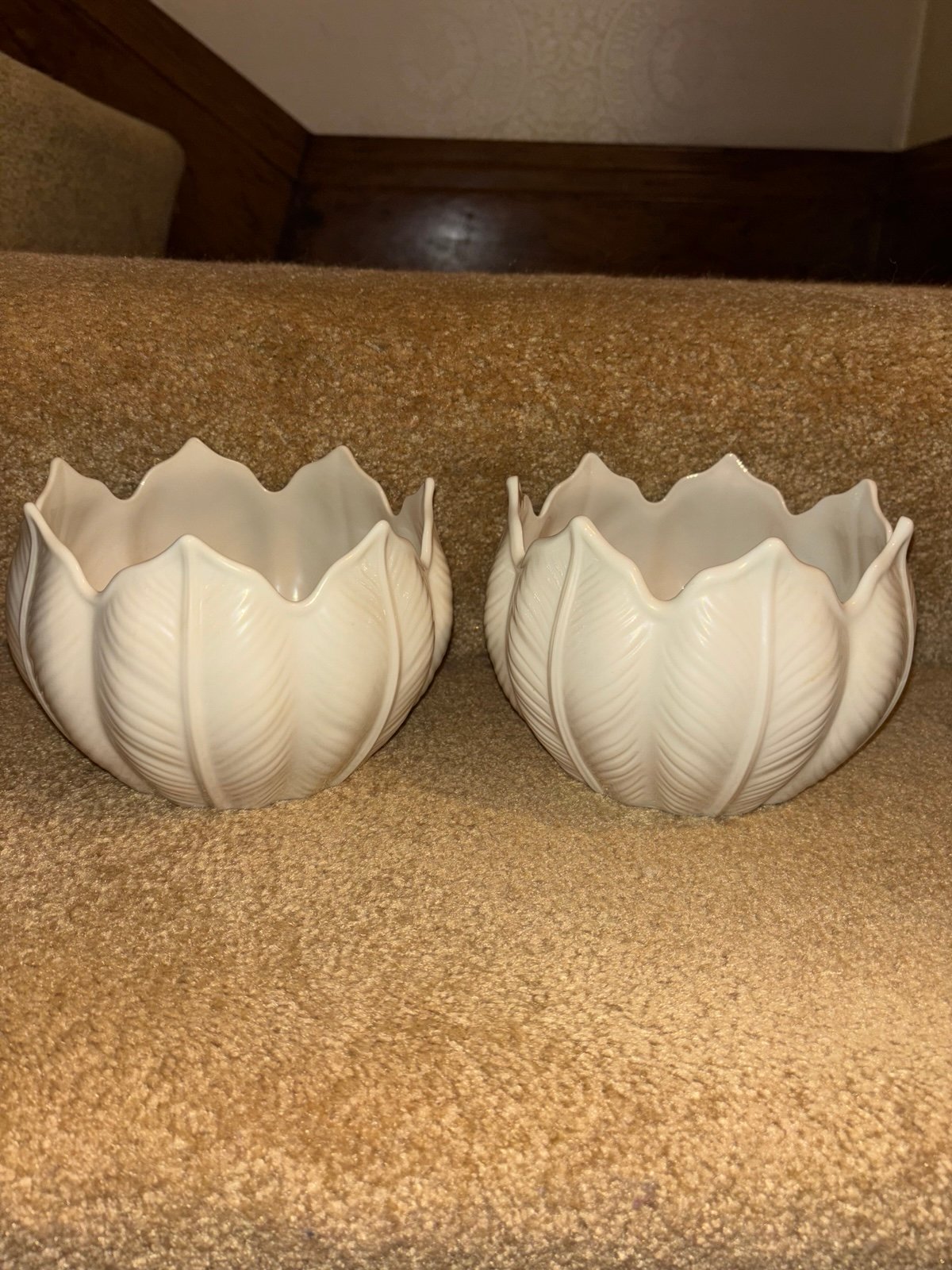 Lenox Ivory White Cabbage Palmetto Leaf Bowls 6 .