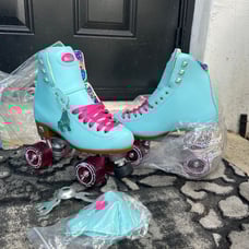Moxi beach bunny sky blue size 6