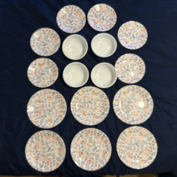 Corelle Prairie Garden Red Luncheon Plates, Salad Plates and Bowls