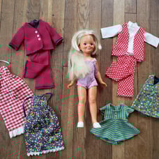 Vtg 1971 Beautiful DINA Doll Ideal Velvet's Friend GROW HAIR DOLL Suntan Outfits