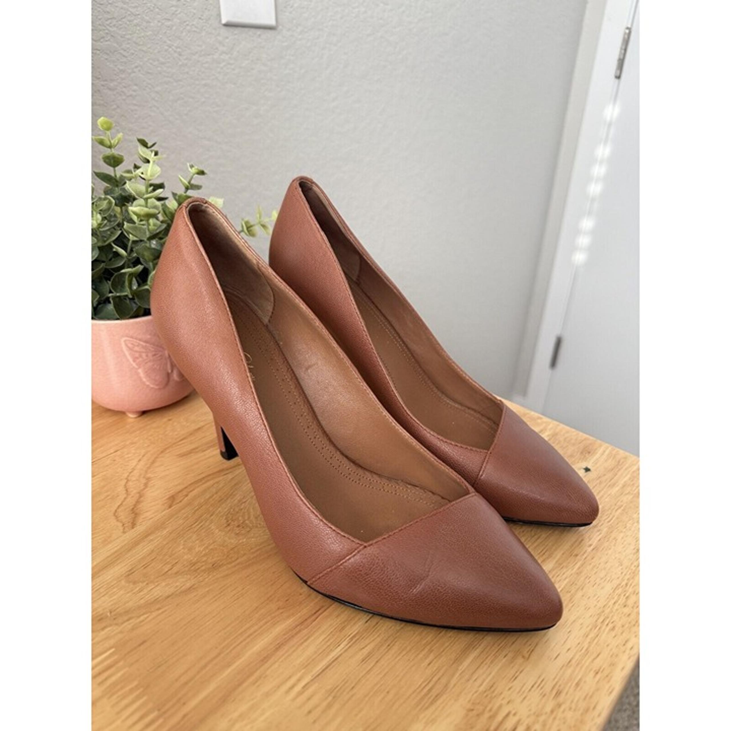 Brooks Brothers Genuine Leather Pointed Toe Slip On Pumps Brown Modest Formal 8