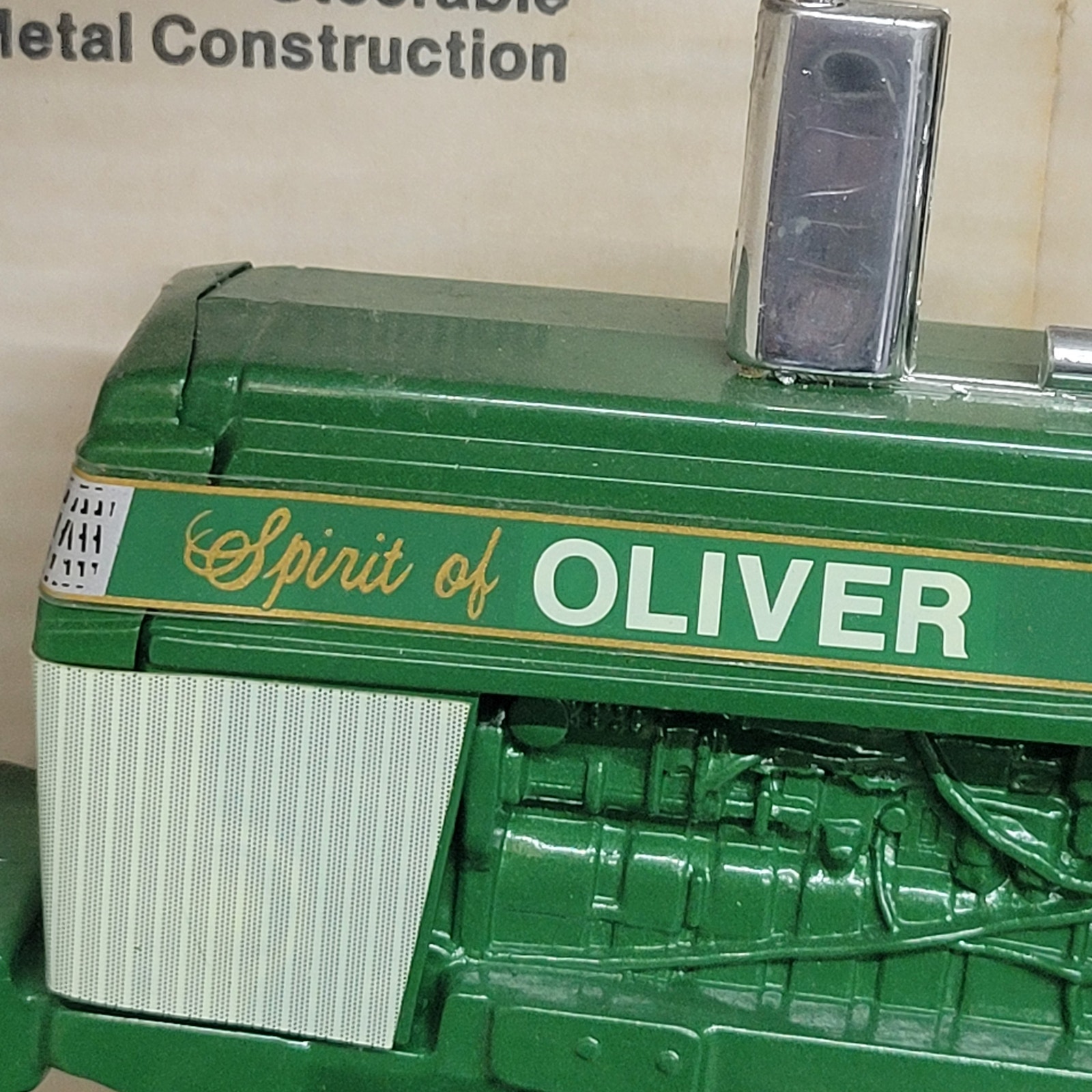 Vtg 1988 Scale models 1/16 scale spirit of Oliver diecast tractor w/chrome rims