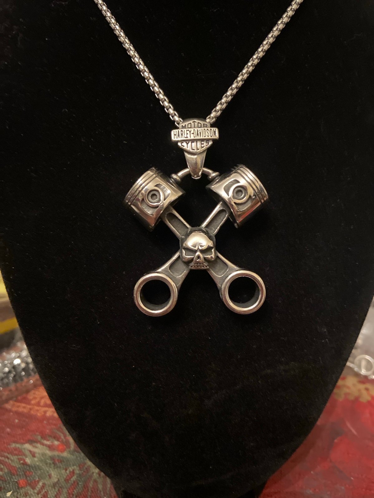 HD Mens Necklace