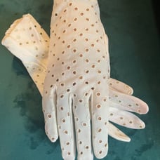 Vintage 1950's White Eyelet Gloves by Shalimar