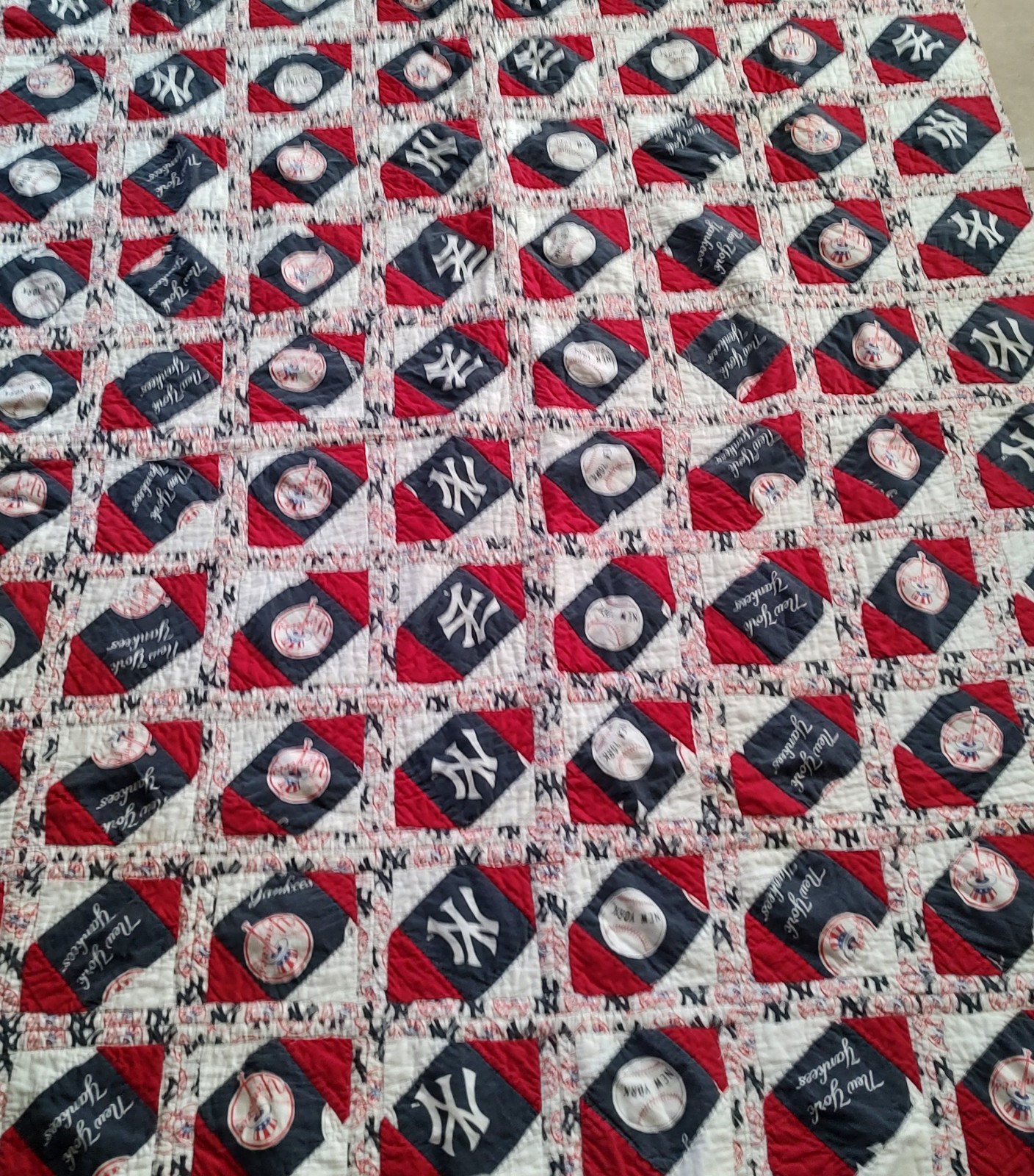 Hand Made New York Yankees Quilted Throw