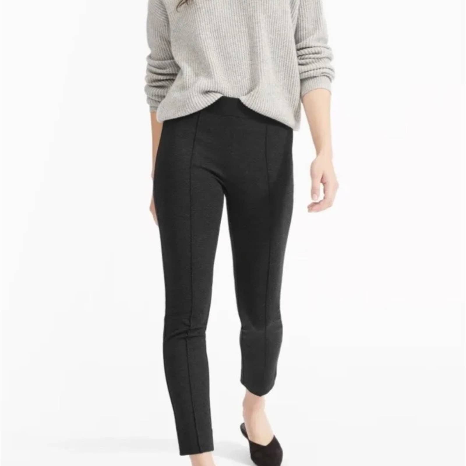 EVERLANE Black Pinktuck Ponte Pants Center Seam Size 10