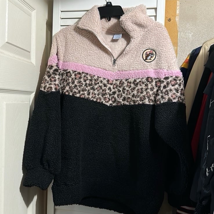 Buc-ees Sherpa Pullover Fleece