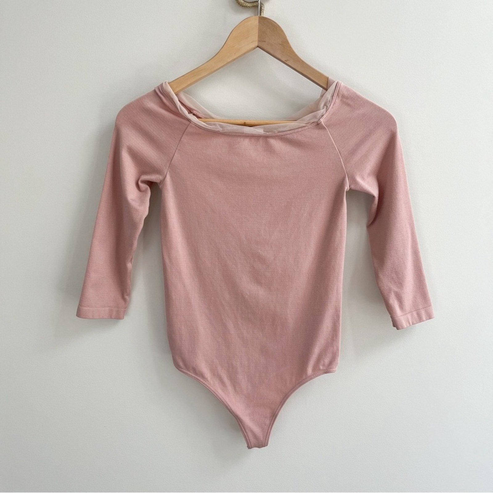 [wolford] RARE high shine 3/4 sleeve tulle trim thong bodysuit blush pink XS