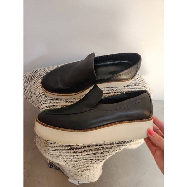 Vince Zeta Platform Leather Loafers Black Womens Size 8.