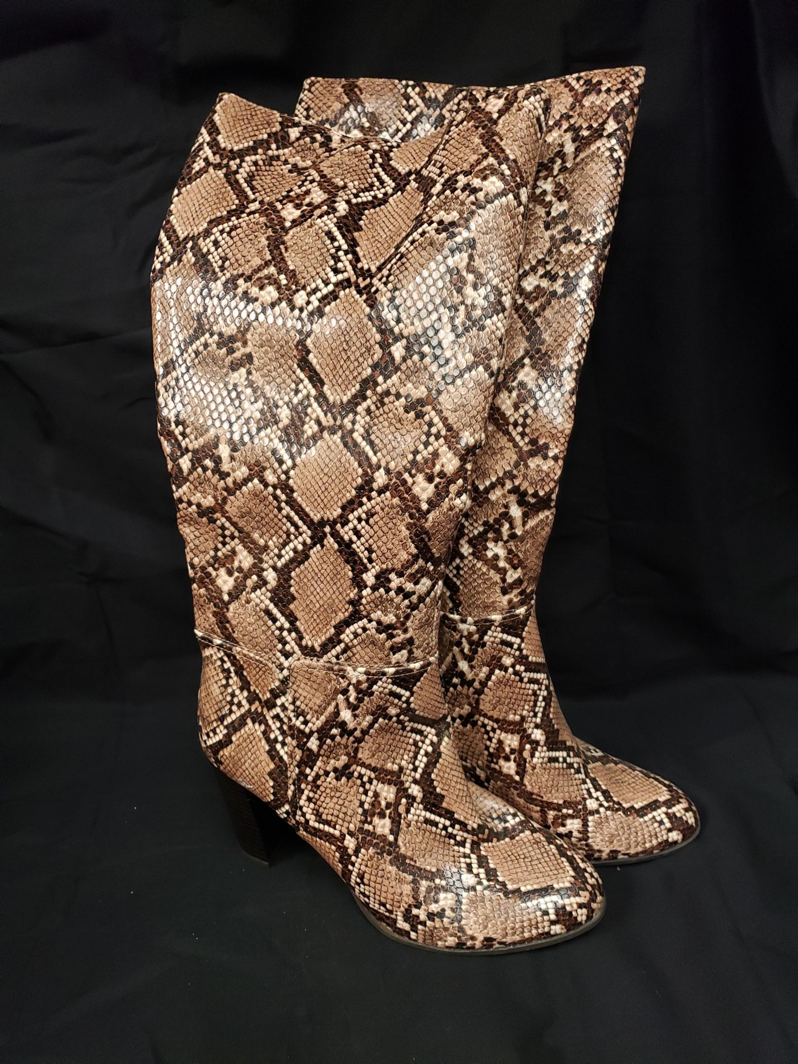 A New Day Faux Snakeskin Boots Sz 7 NWT