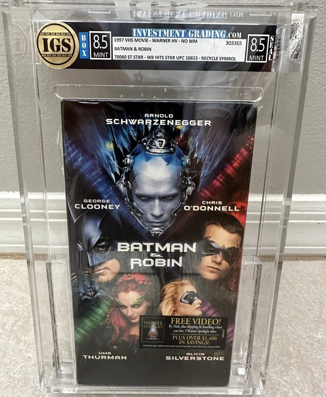 Batman & Robin VHS (Warner HV, 1997) IGS Certified Box 8.5 MINT Seal 8.5 MINT