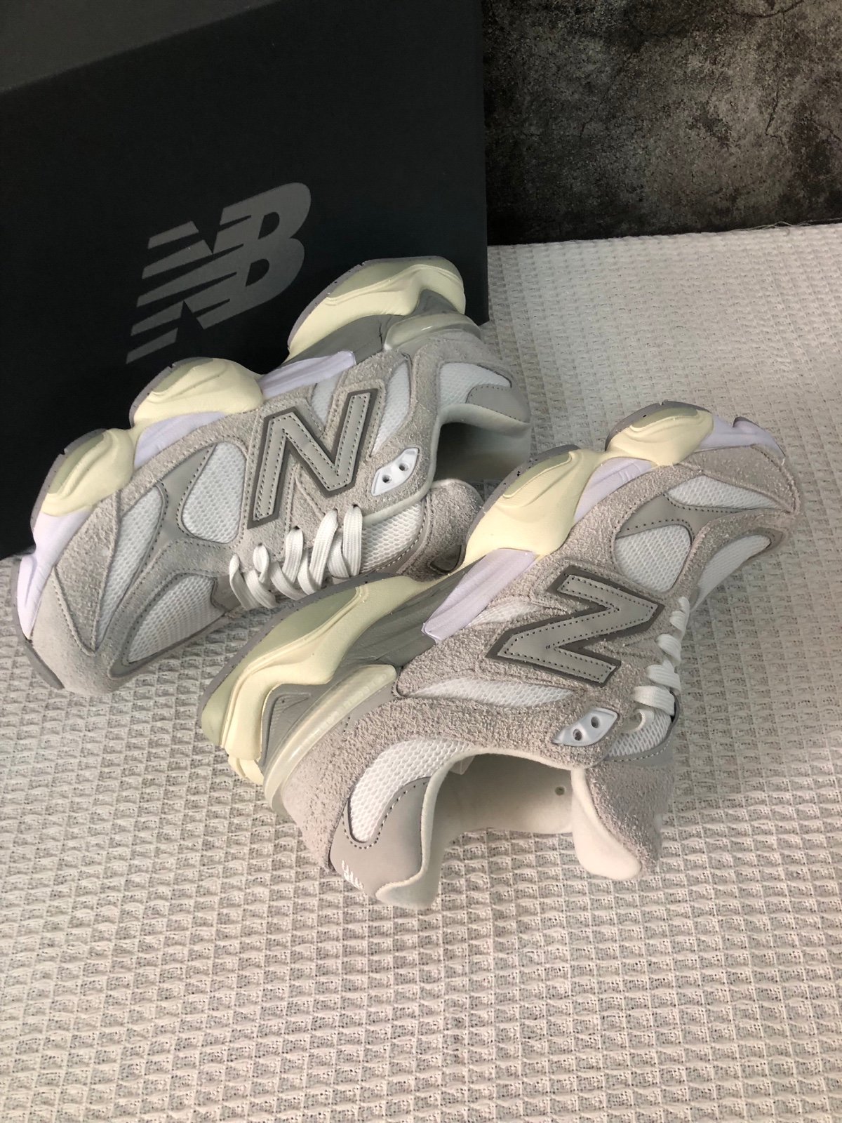 New Balance women size 8
