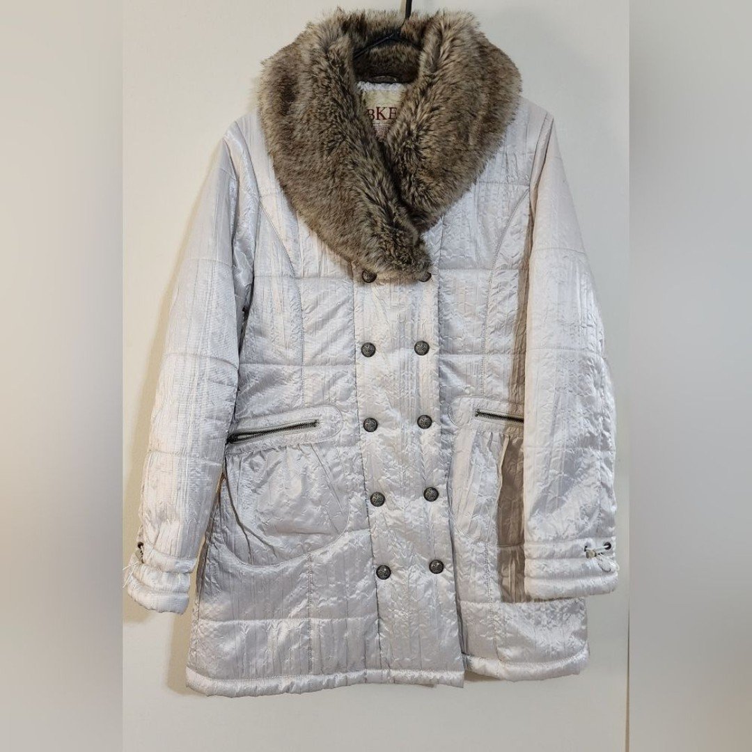 BKE Winter Coat Cream Color with Faux Fur Collar Women's Size L