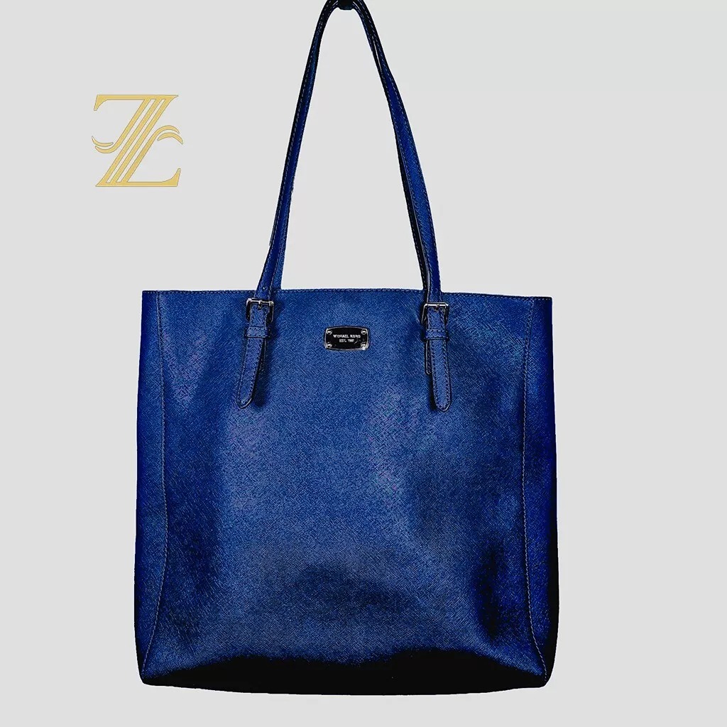 ✨Michael KORS ✨Navy Blue Leather Large Jet Set Travel Tote / MSRP +350