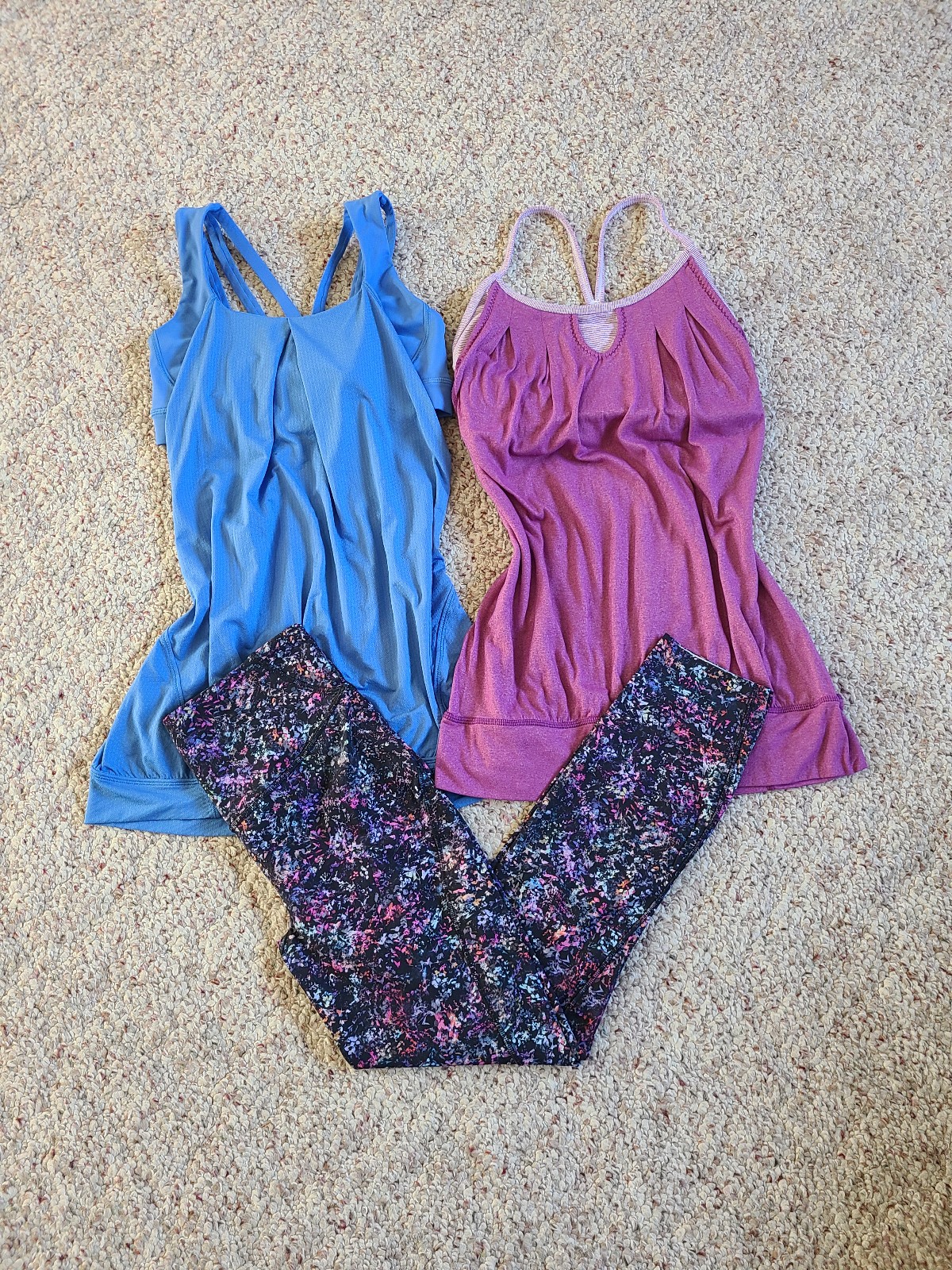 Lululemon Base Pace Lot Size 4 ♡