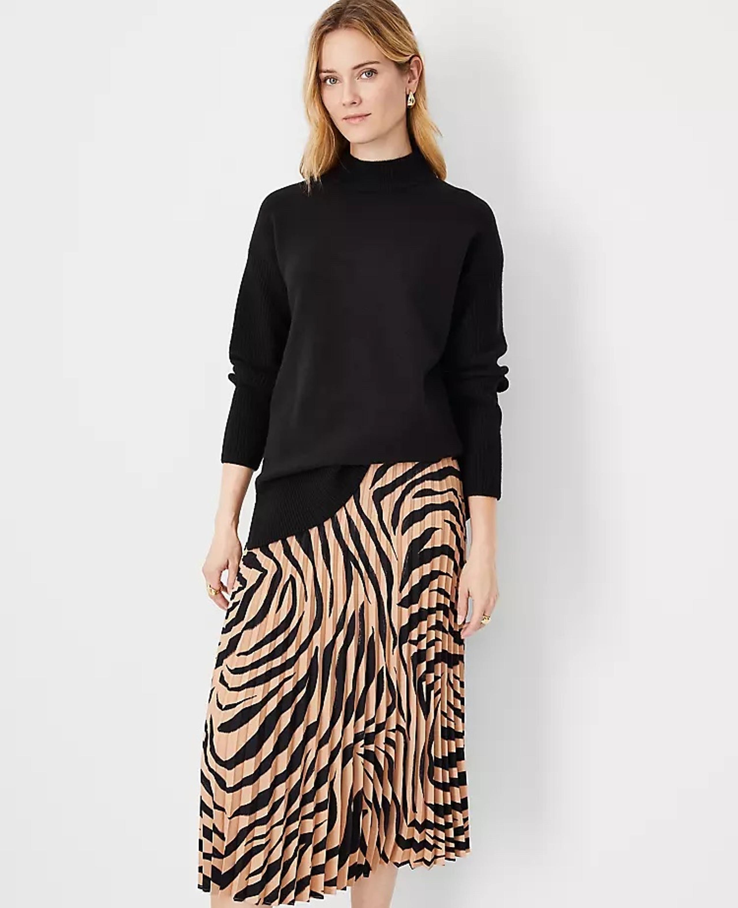 Brand New size M Mock Neck Tunic Sweater - Ann Taylor