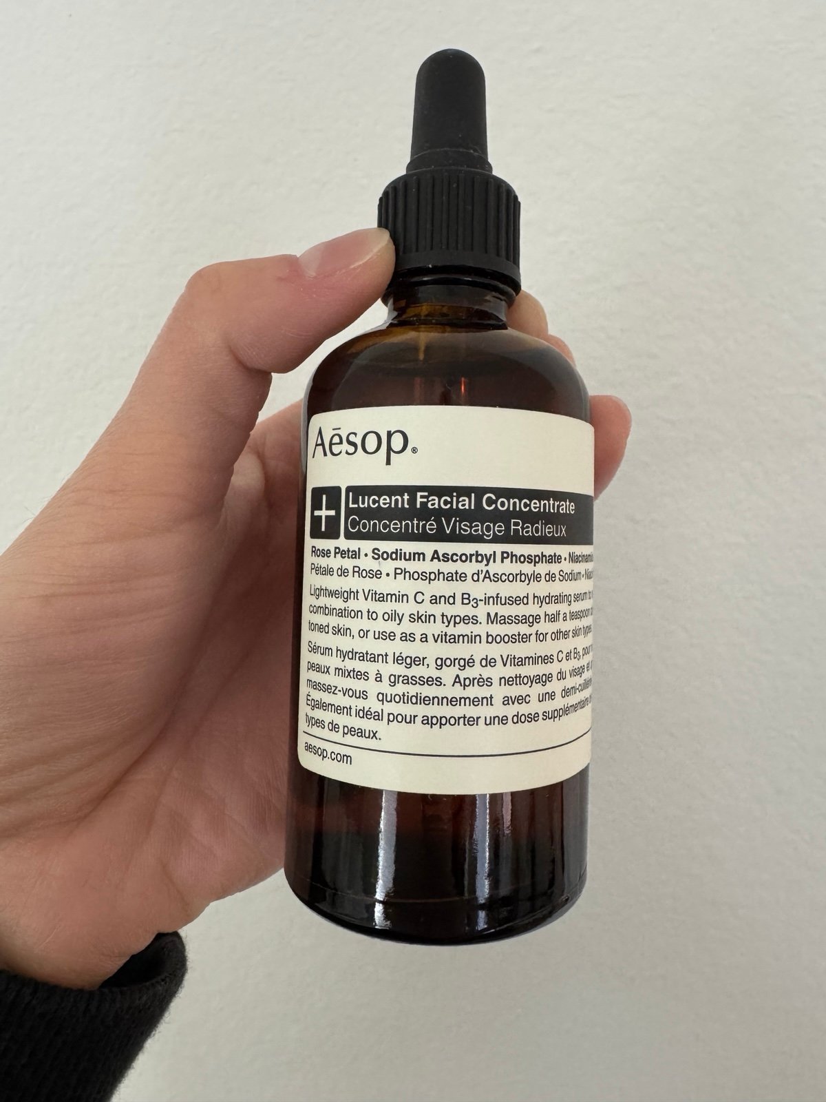 Aesop Lucent Facial Essence 60ml(ヒーローズ様) Amazon | イソップ ルーセント フェイシャル エッセンス(60mL