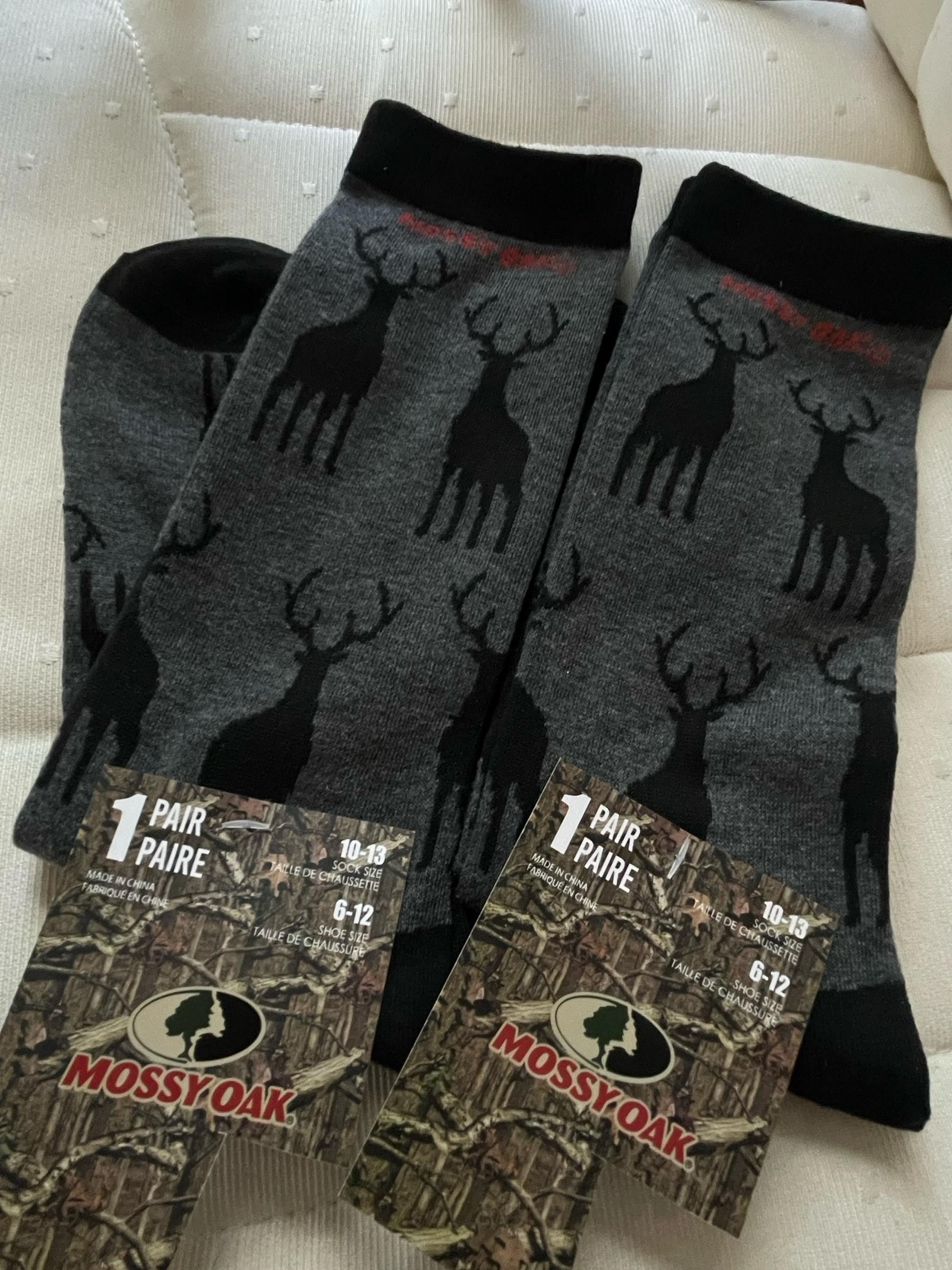 2 Pairs Mossy Oak Men's Deer Crew Socks Arch Support NEW