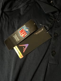 Item photo preview #3