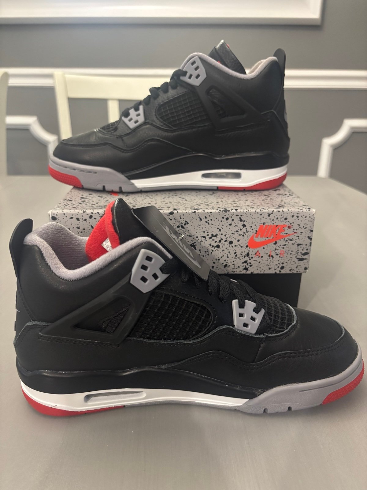 Air Jordan 4 Retro (GS) – Black/Fire Red-Cement Grey