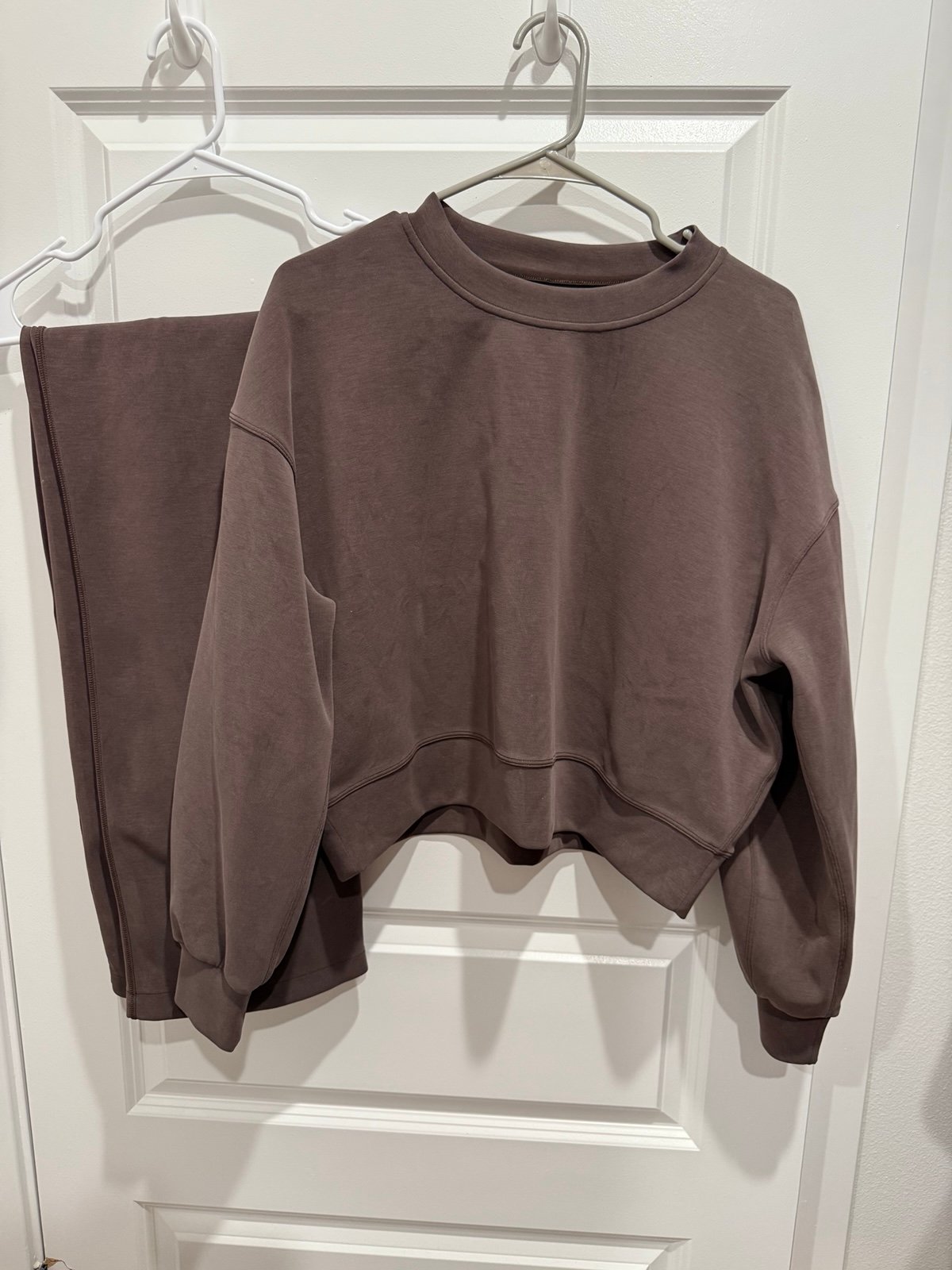 Lululemon softstreme espresso set