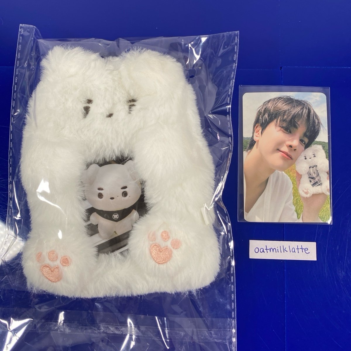 THE BOYZ - Younghoon - ZENERATION II MD The Toyz photocard holder + pc