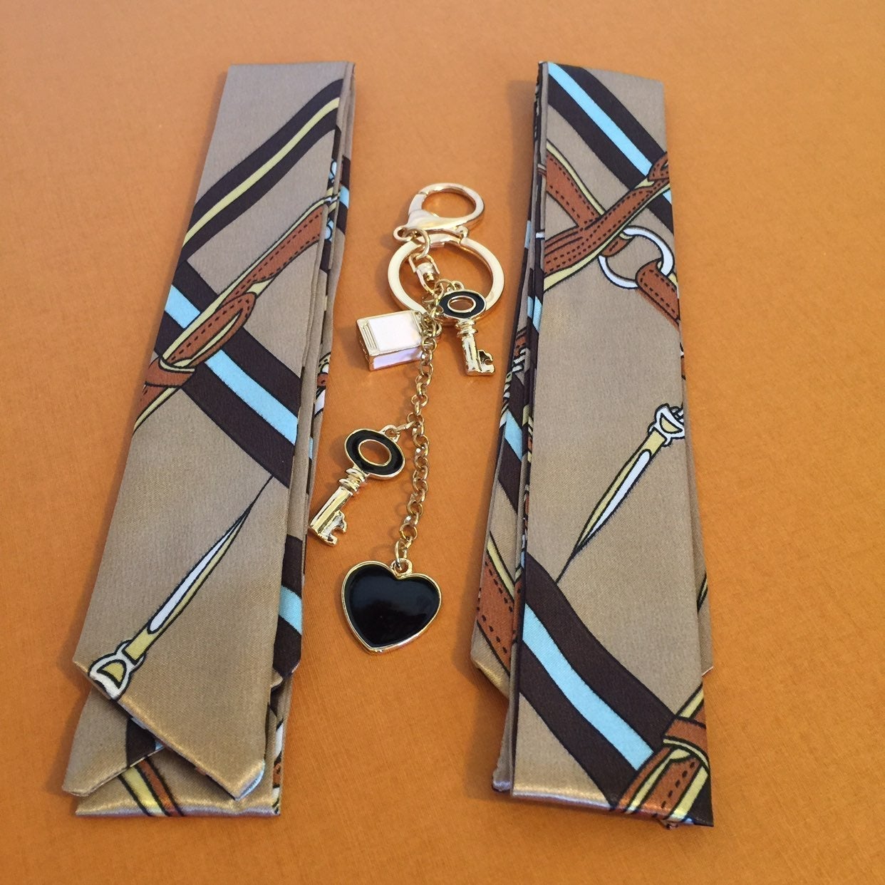 Purse accessories
