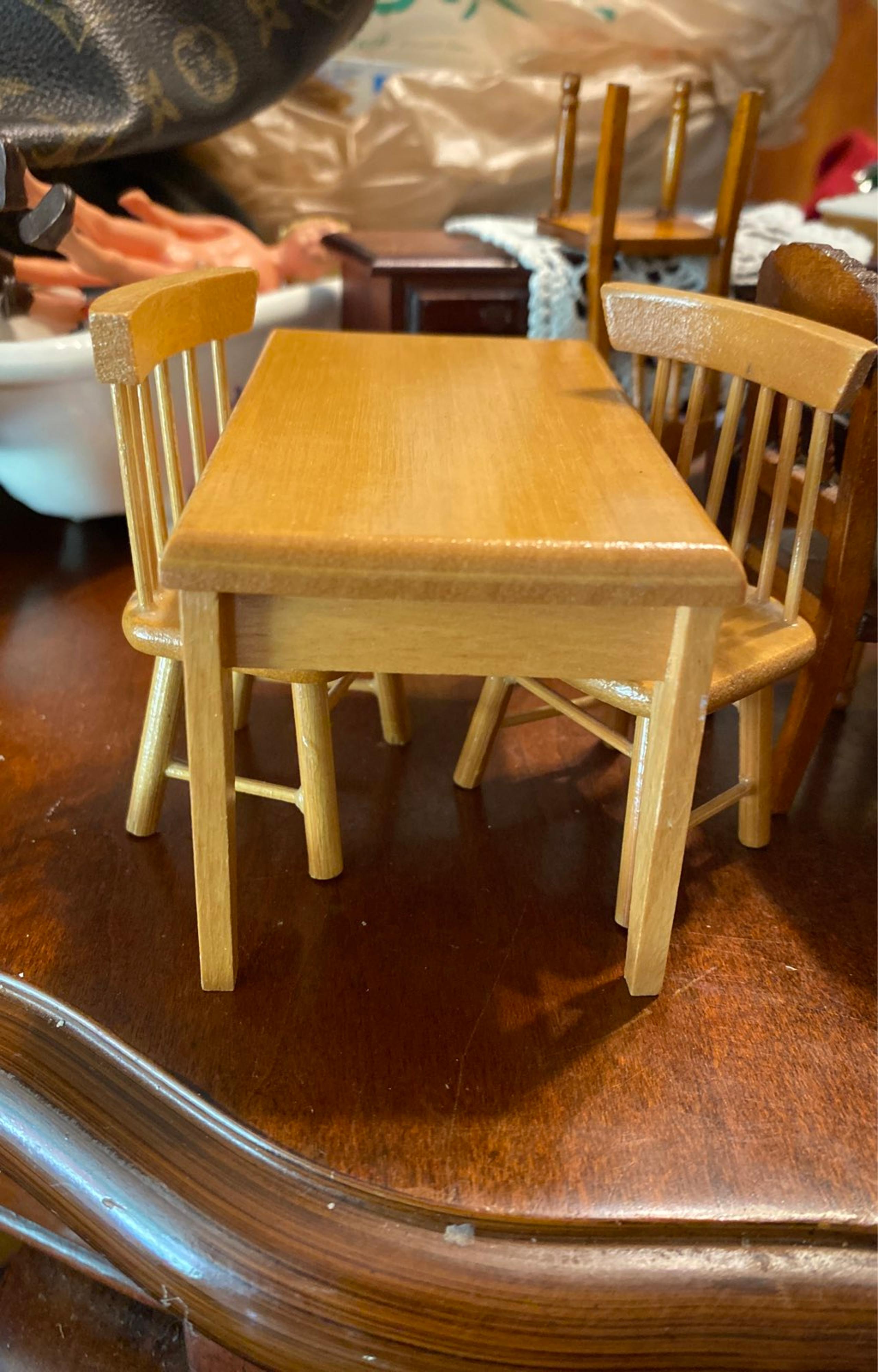 1:12 scale dollhouse furniture set