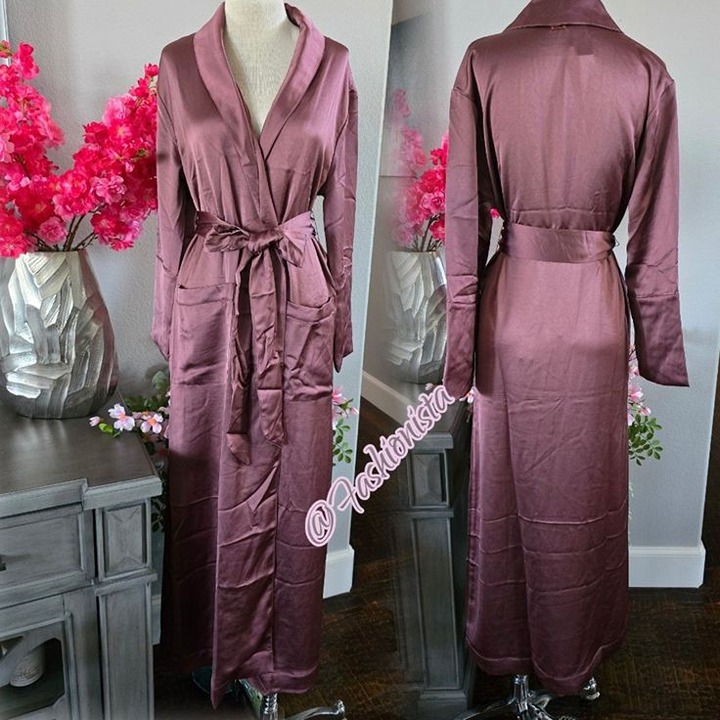 NEW (XS/S) Victoria's Secret Luxe Satin Long Robe in Vintage Rose
