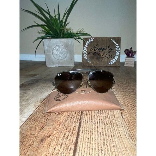 VINTAGE B&L RAY BAN OUTDOORSMAN AVIATOR SUNGLASSES