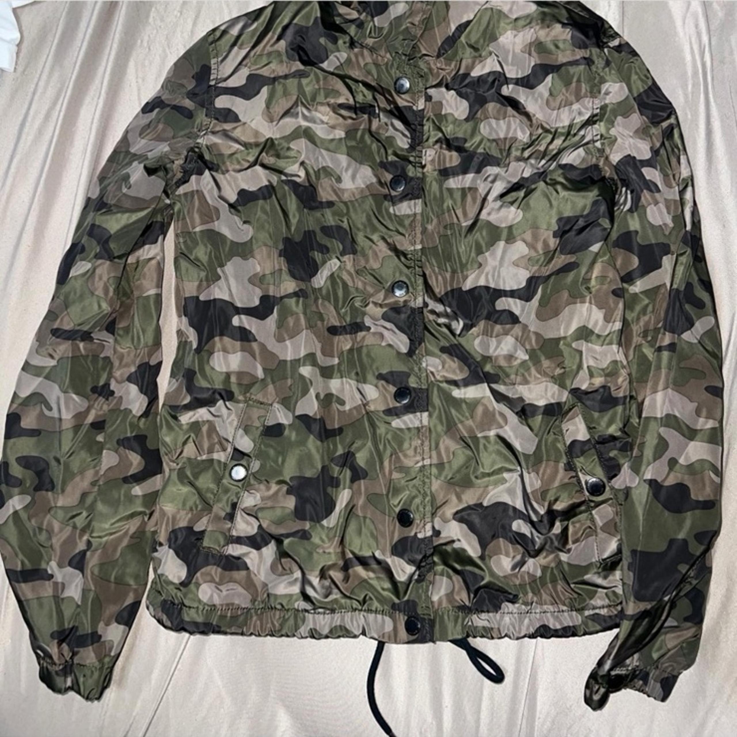 Oversized American Eagle Camouflage Jacket Green