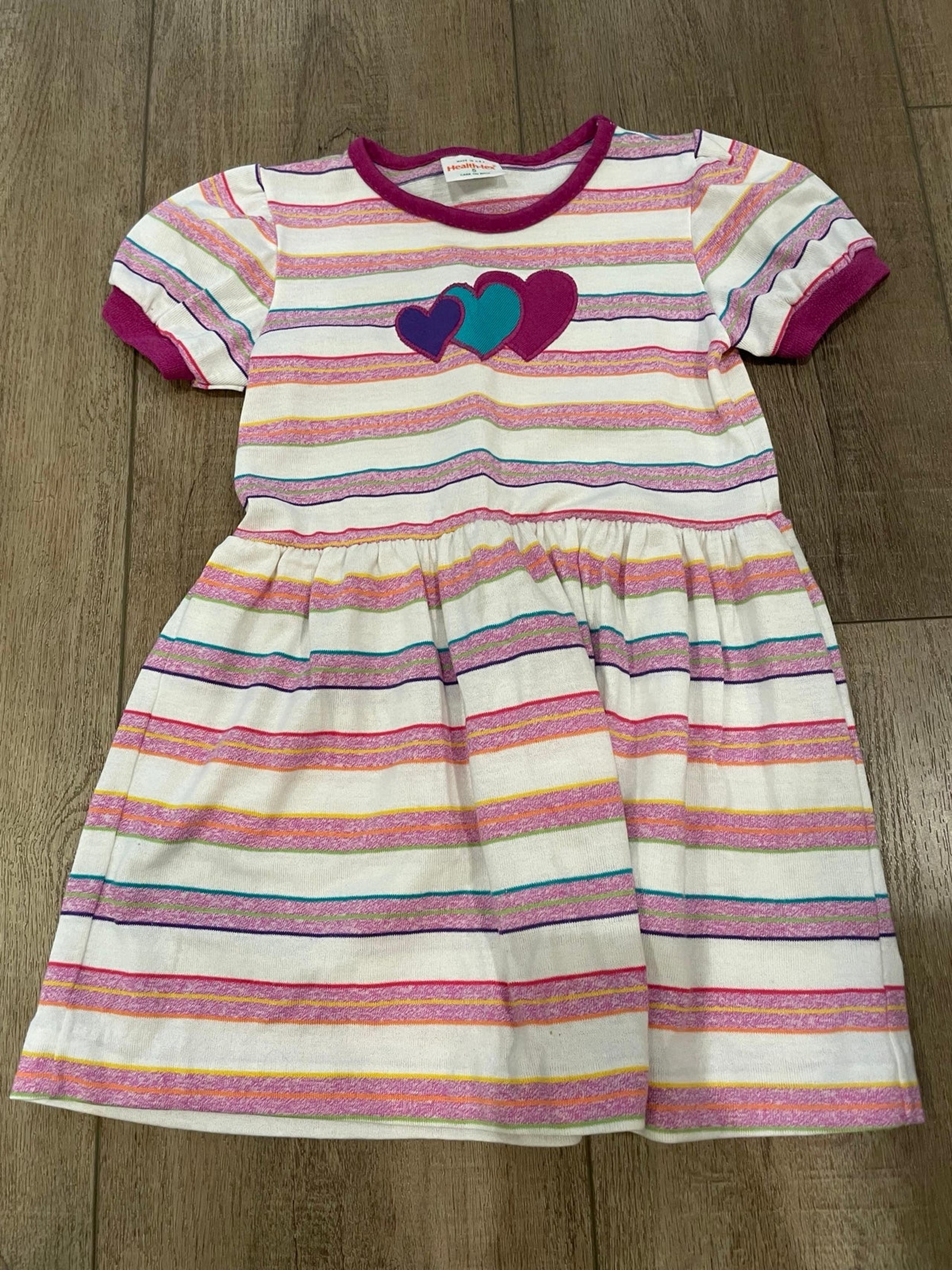 Size 5 vintage Healthtex Valentine’s Day t-shirt dress, adorable love hearts GVC