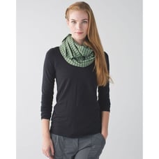 Lululemon Vinyasa Scarf NWT DEEN Deenie Stripe Desert Olive Fatigue Green Rulu