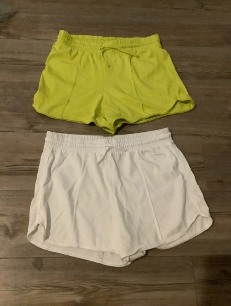 2 pairs of shorts