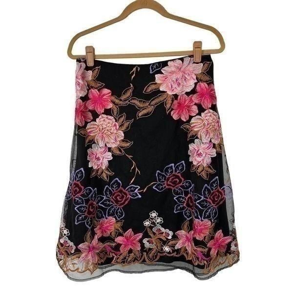 Eci Black Pink Floral Embroidered Mesh Skirt