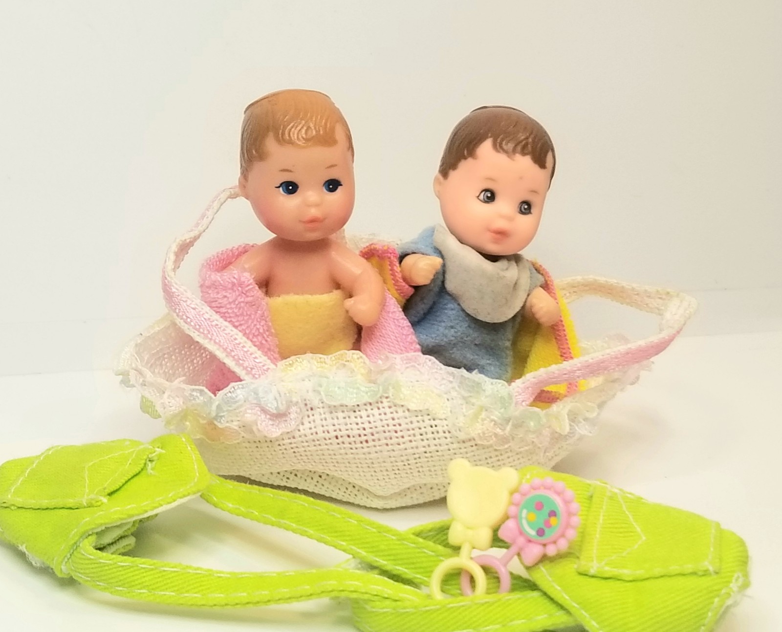 1998 Barbie Cool Sitter Skipper Set