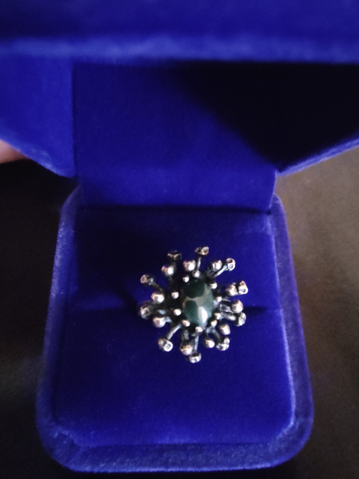 Sterling Silver Brutalist MCM Sputnik Ring with Dark Green (Jade?) Center Stone