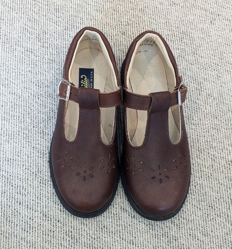 Amilio Leather T-Strap Shoes