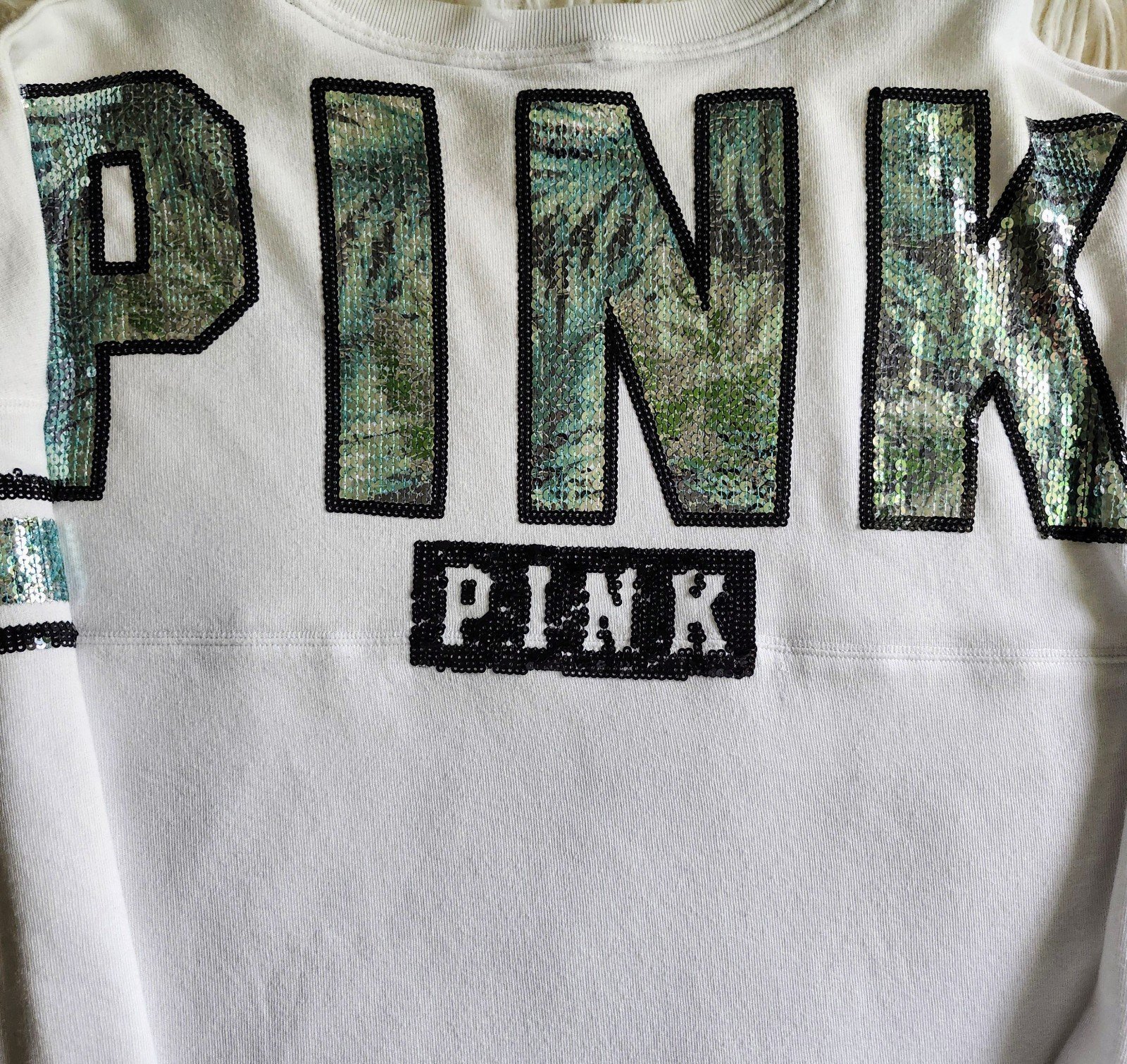 PINK VS RARE HTF Oversized extra small pull over Sweatshirt PIT TO PIT 21