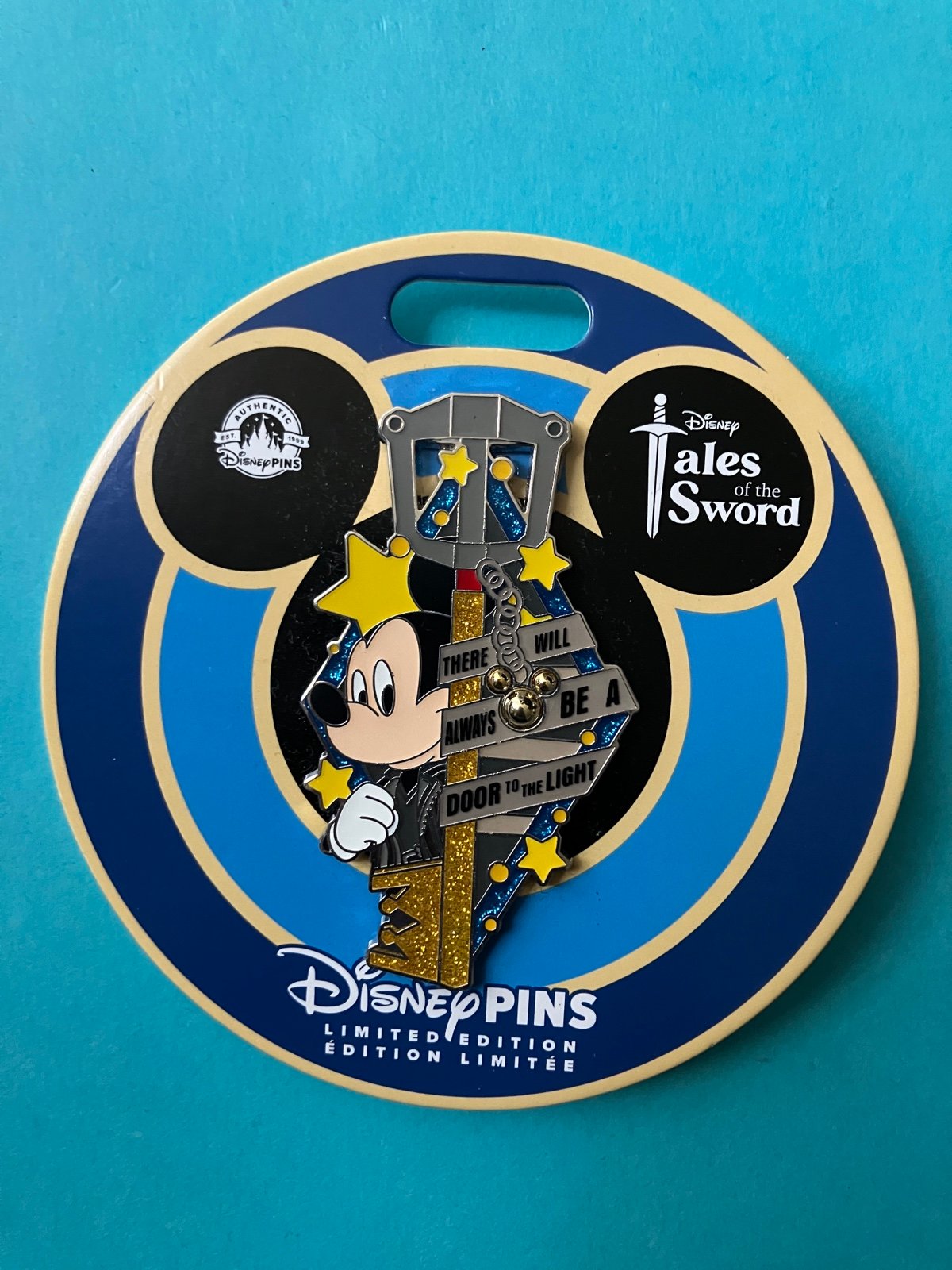 Disney Parks Exclusive Mickey Mouse Tales Of The Sword KINGDOM HEARTS Pin LE New