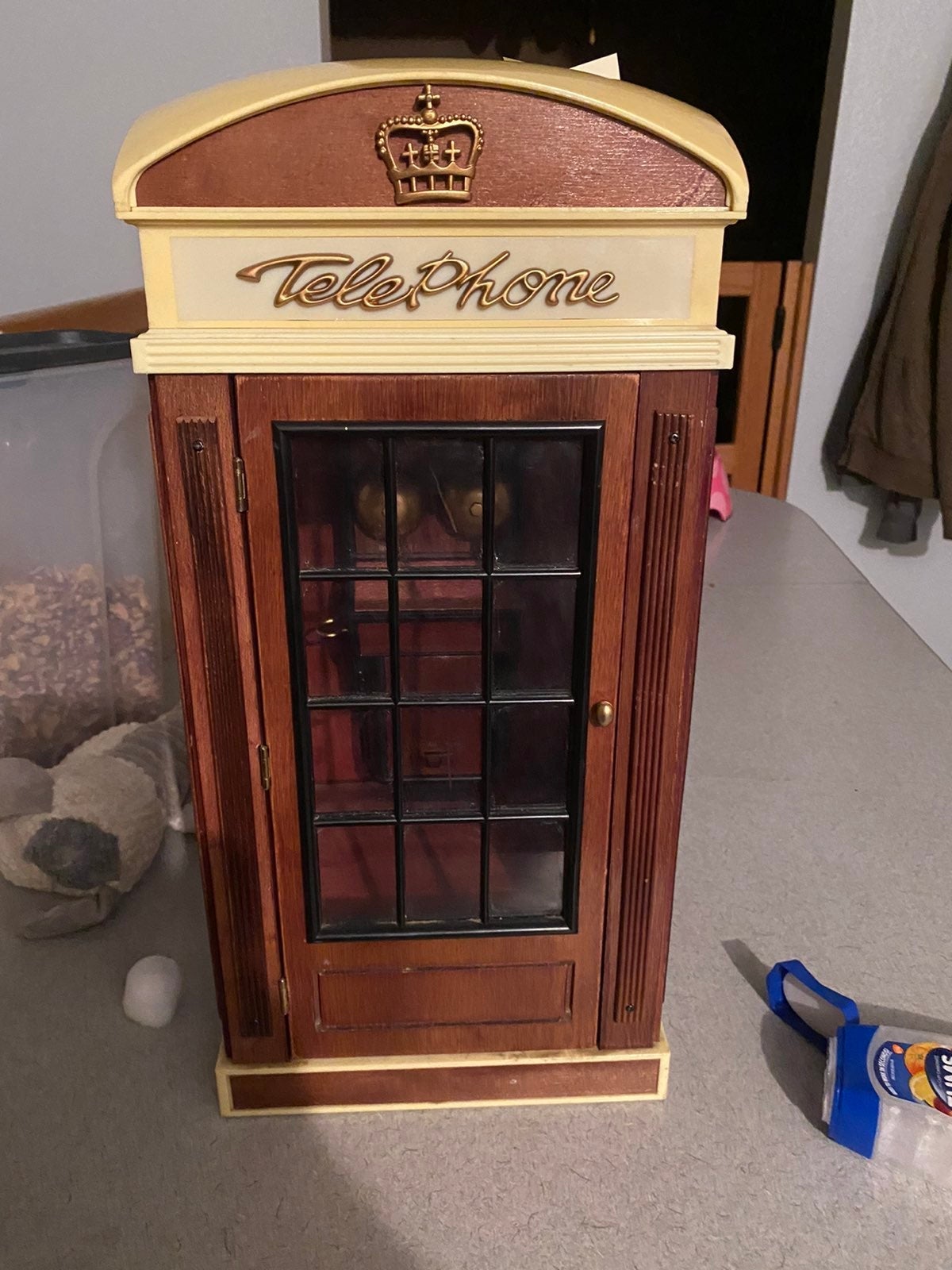 VINTAGE RADIO
