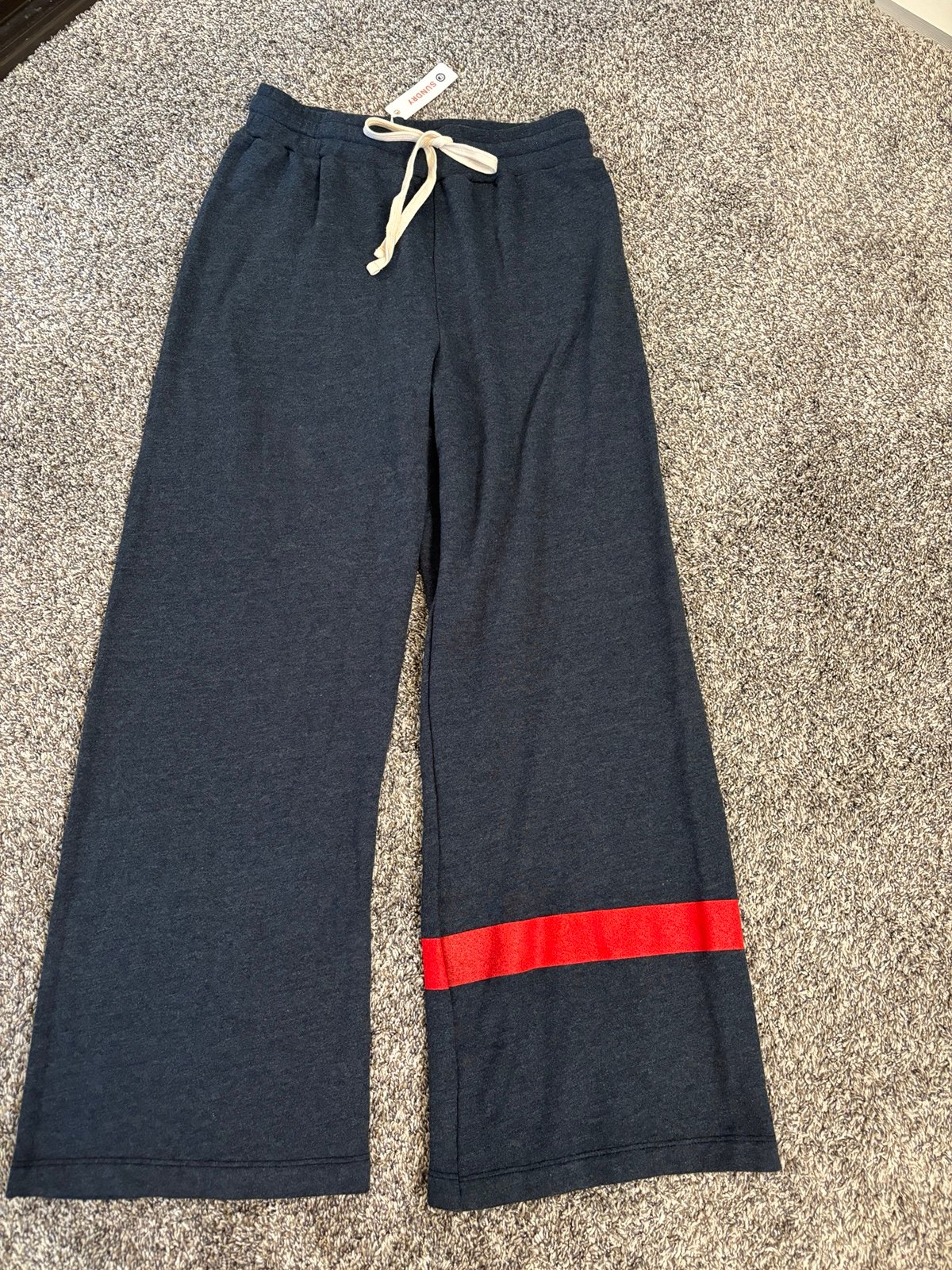 Sundry women’s sweatpants blue Sz Small